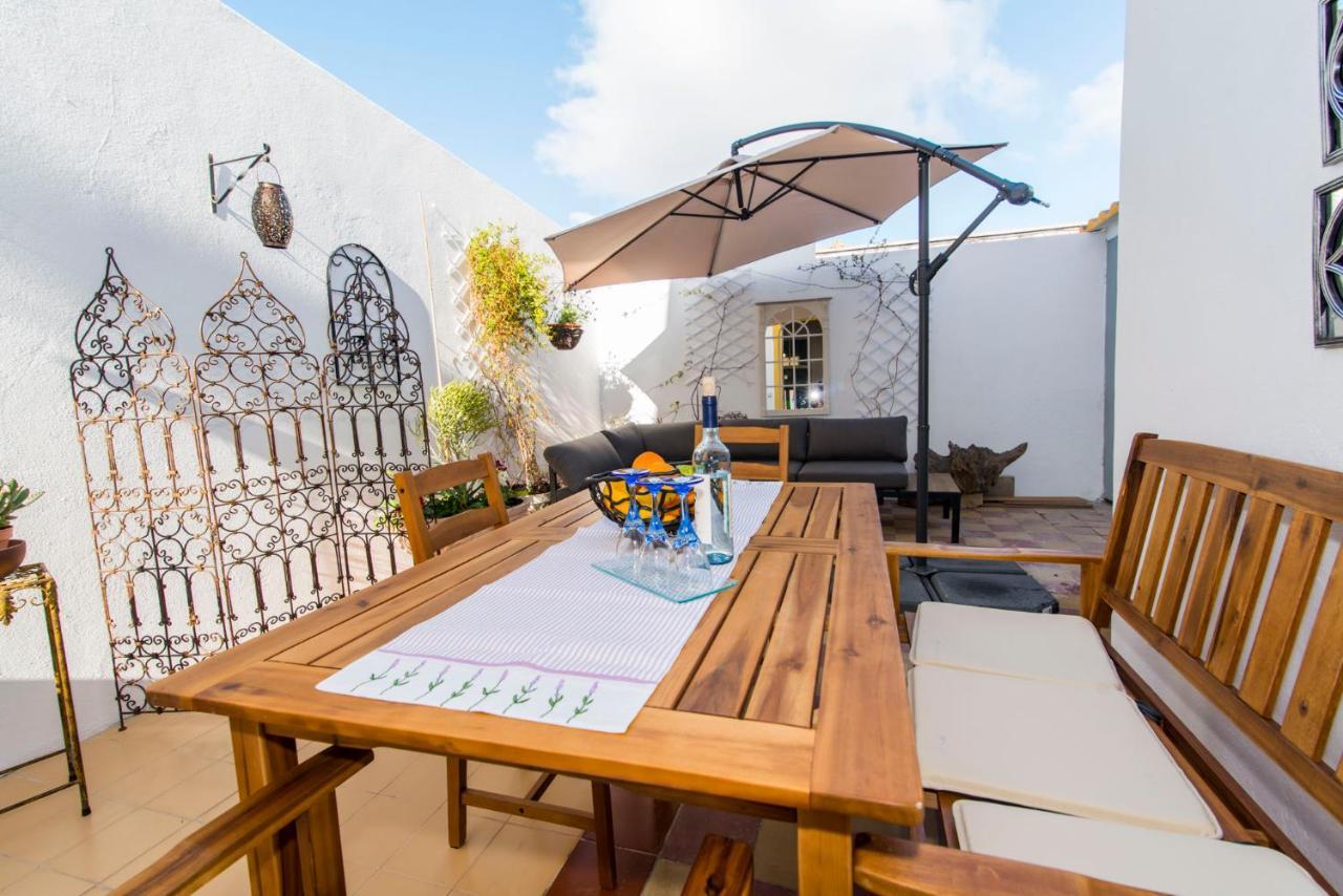 Charming Town House Just 500M From The Marina And Its Well Known Typical Market Олян Екстер'єр фото